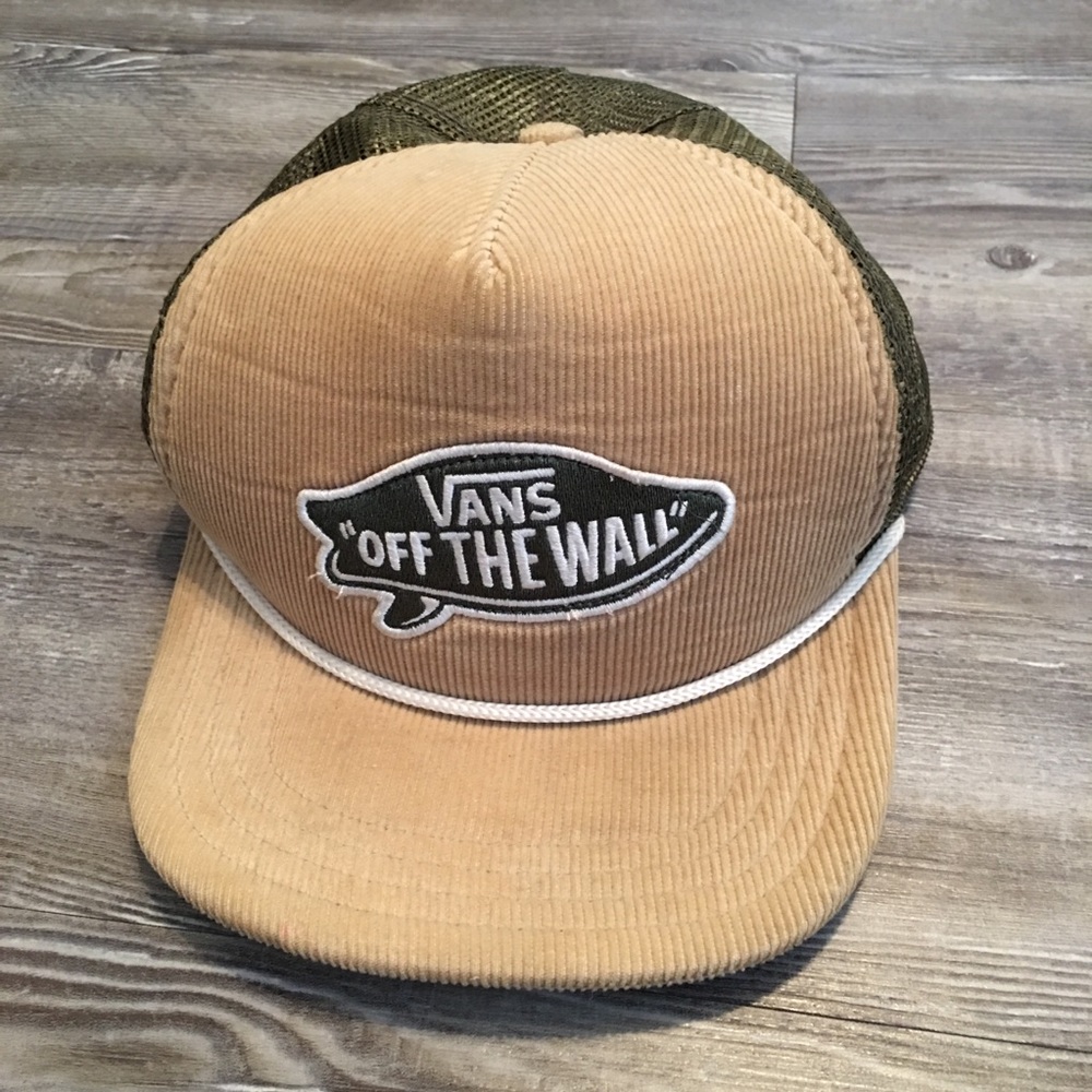 Vans off the Wall Hat